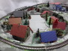 Diorama Plastico Ferroviario costuito artigianalmente con stazione e galleria completo di impianto elettrico