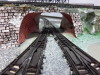 Diorama Plastico Ferroviario costuito artigianalmente con stazione e galleria completo di impianto elettrico